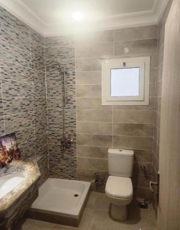 Luxury Beach Villa With Private Pool — Full bathroom 1 in Trobikana Hotel Villa, Sharm El Sheikh, Egypt — photo 2